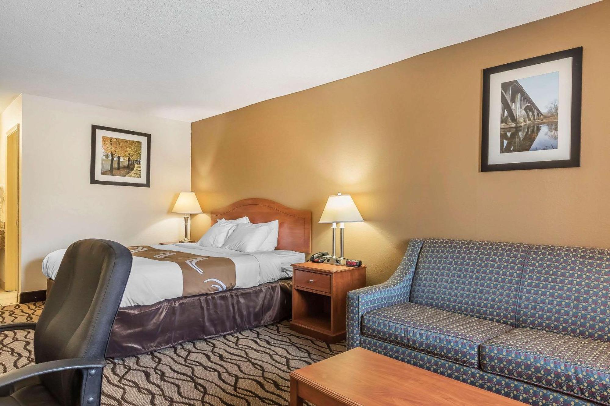 Quality Inn Charleston - Sikeston Exterior photo