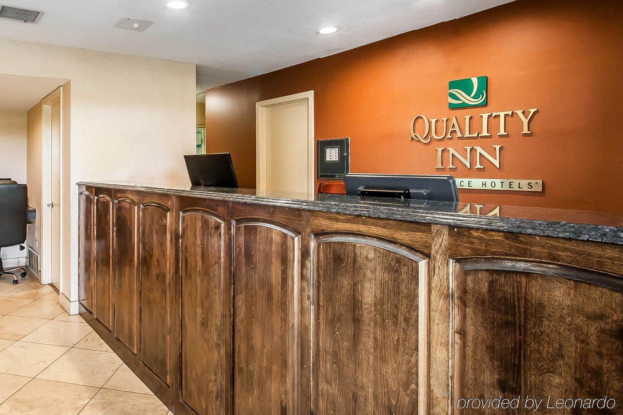Quality Inn Charleston - Sikeston Exterior photo